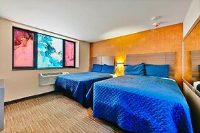 Casa Blanca Hotel Brooklyn