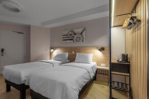 KONTRAKT Boutique Hotel