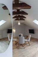 KONTRAKT Boutique Hotel