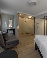 KONTRAKT Boutique Hotel