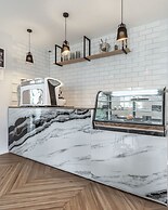 KONTRAKT Boutique Hotel
