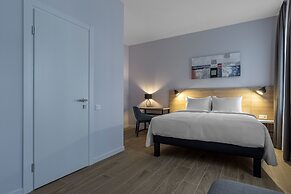 KONTRAKT Boutique Hotel