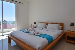 Villa Lovina Beach 2