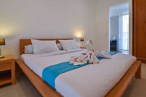 Villa Lovina Beach 2