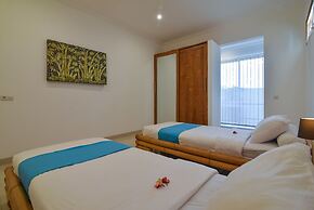 Villa Lovina Beach 2