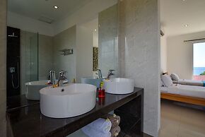 Villa Lovina Beach 2