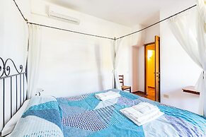 Olive apt With Shared Pool