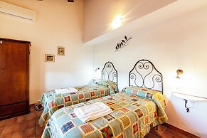 Olive apt With Shared Pool