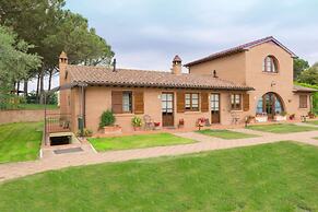 Rosemary apt With Shared Pool Family fun