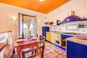 Rosemary apt With Shared Pool Family fun