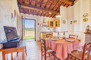 Myrtle apt With Shared Pool