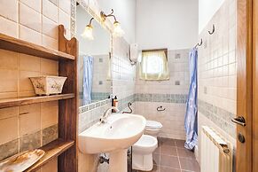 Myrtle apt With Shared Pool