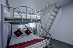 OYO 748 Baguio Transient Dot Com