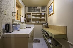 OYO 748 Baguio Transient Dot Com