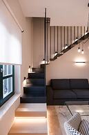 House 8 - Heart of Old Town w Parking