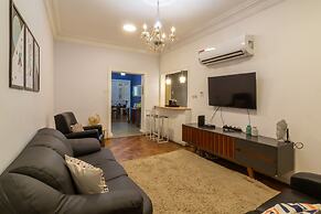 2 Minutes From Copacabana Beach A306