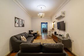 2 Minutes From Copacabana Beach A306