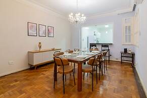 2 Minutes From Copacabana Beach A306