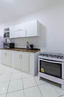 2 Minutes From Copacabana Beach A306