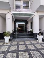 2 Minutes From Copacabana Beach A306