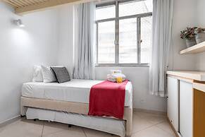 1 Minute From Copacabana Beach A923