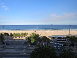 Classic in Copacabana Beach View Atl702