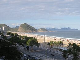 Classic in Copacabana Beach View Atl702