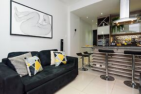 800m From Copacabana Beach Bc101