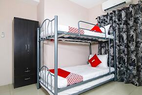 OYO 766 Ichehan Apartments