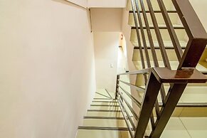 OYO 766 Ichehan Apartments