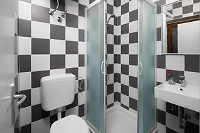 Villa Cissa Apartments by Irundo