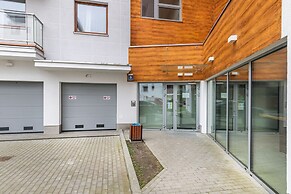 Solna Island Apartments by Renters