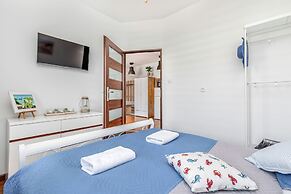 Lwowska Apartments by Renters