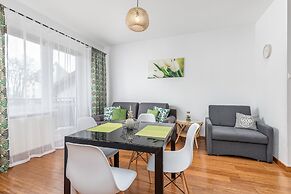 Lwowska Apartments by Renters