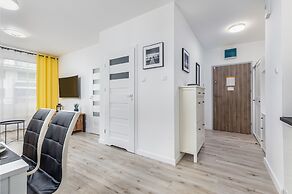 Amber Estate II by Renters