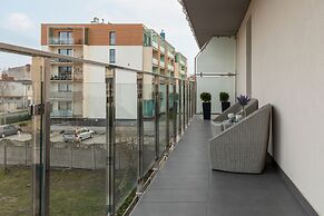 Amber Estate II by Renters