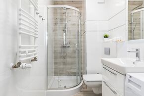 Amber Estate II by Renters