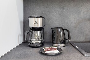 Amber Estate II by Renters