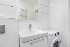 Amber Estate II by Renters