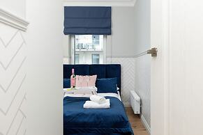 Amber Estate II by Renters