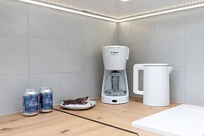 Amber Estate II by Renters