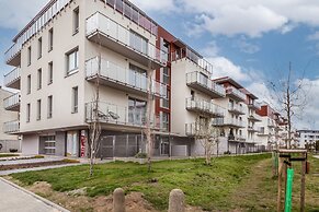 Amber Estate II by Renters