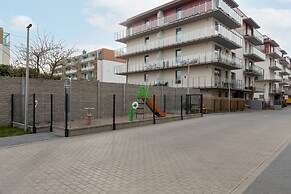 Amber Estate II by Renters