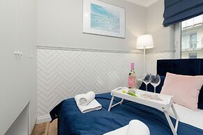 Amber Estate II by Renters