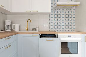 Amber Estate II by Renters