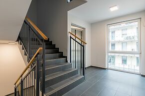 Amber Estate II by Renters