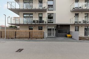 Amber Estate II by Renters