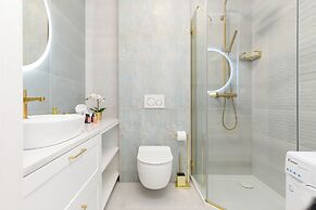 Amber Estate II by Renters