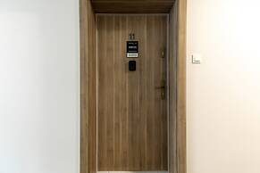 Amber Estate II by Renters