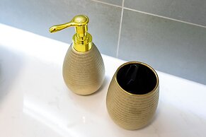 Amber Estate II by Renters